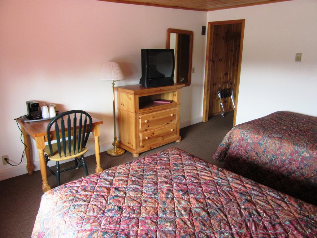 Travelers Lodge West Yellowstone Szoba fotó